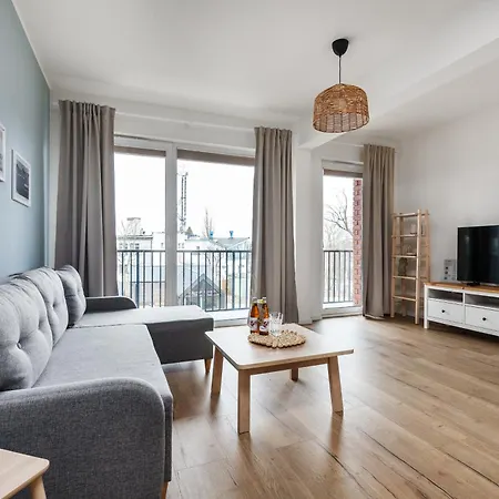 Port Pilice Apartment
