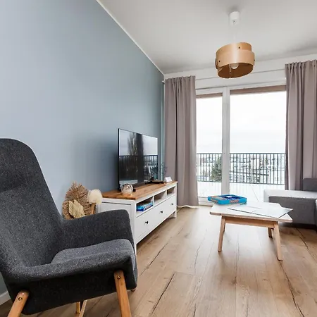 Port Pilice アパート