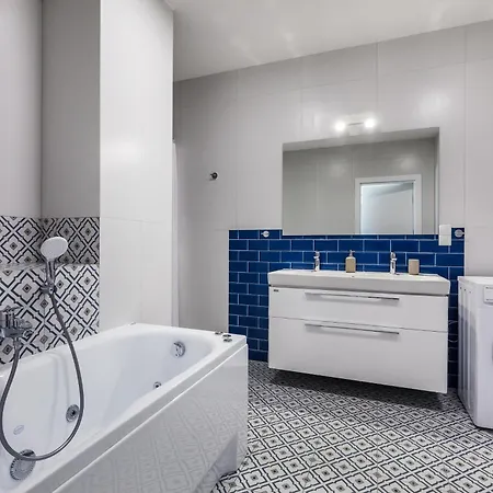 アパート Port Pilice