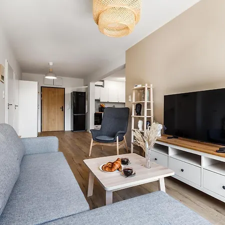 Port Pilice アパート