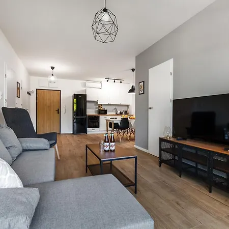 アパート Port Pilice